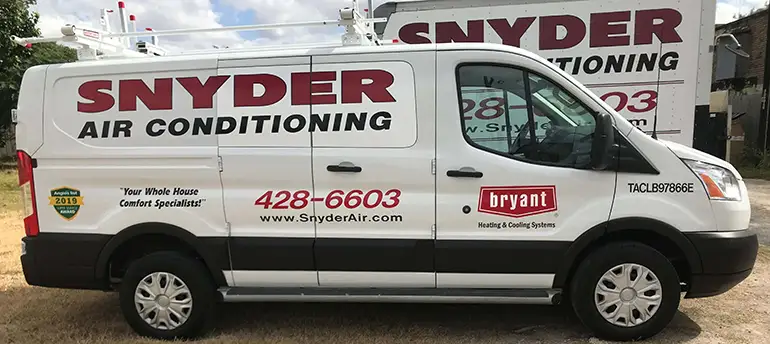 Picture of Snyder Air Conditioning van hard at work in Harlingen